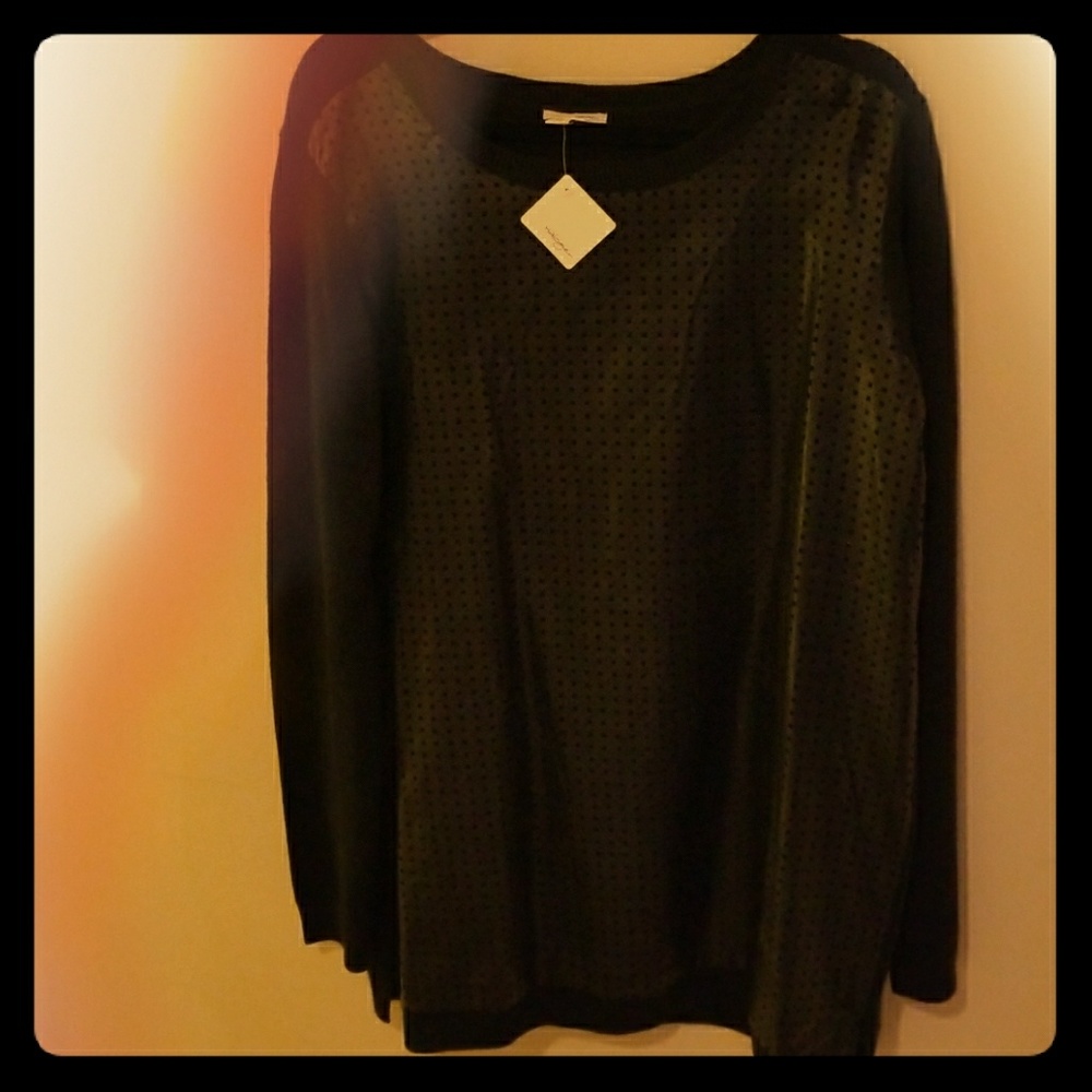 XL long sleeve sweater very cute never worn